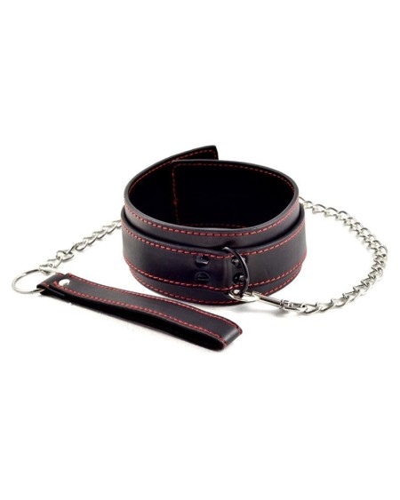collar and leash bondage noir