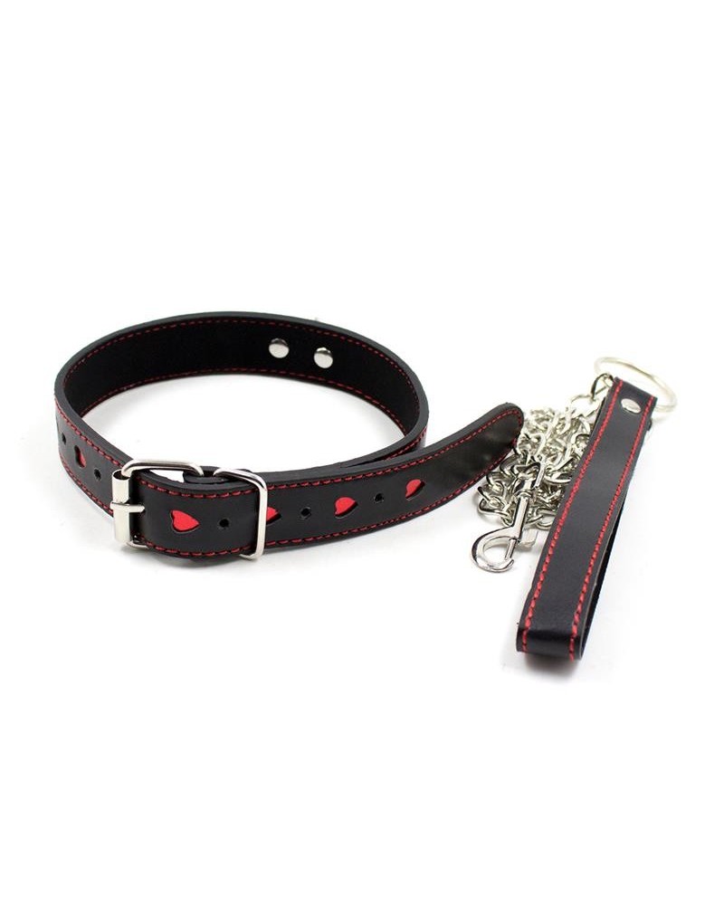 collar with metal leash blackred