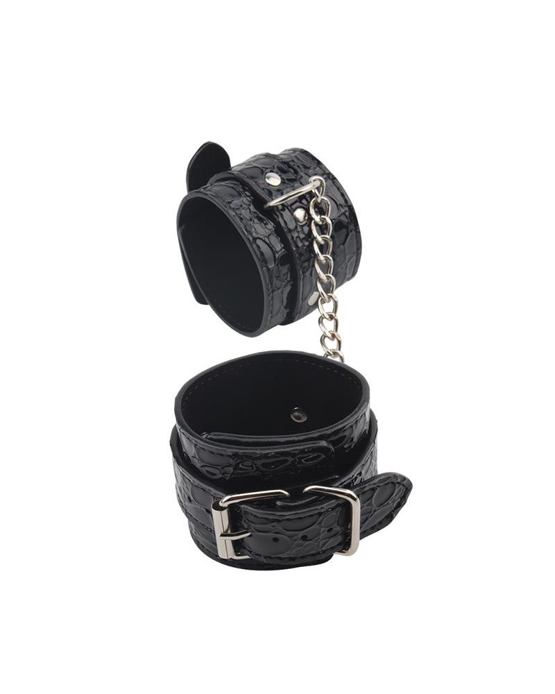 wrist cuffs be good noir