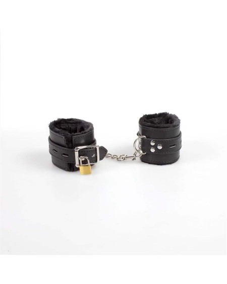 hand and anckler cuffs