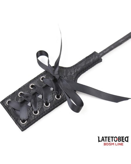 multi feathers tickler and lace ribbon paddle comb