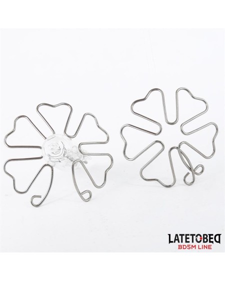 flower-shaped nipple accessory