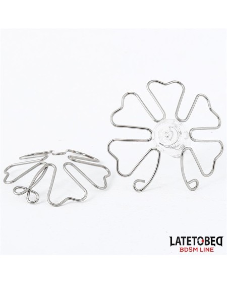 flower-shaped nipple accessory