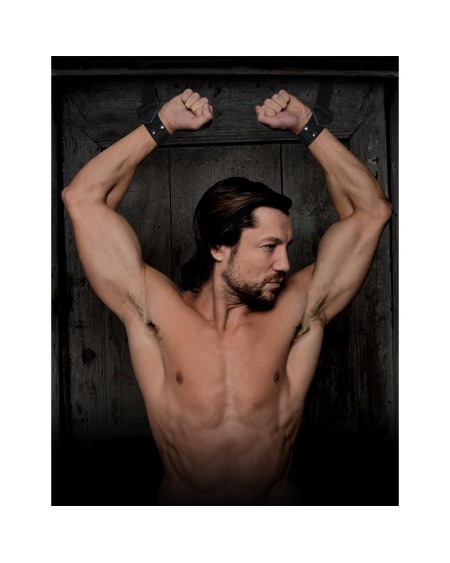 bondage door cuffs