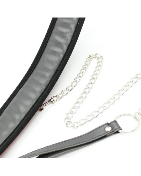 collar with metal leash and pedded interior noir