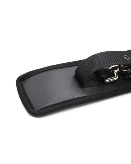 leather handcuffs with grand hoops noir