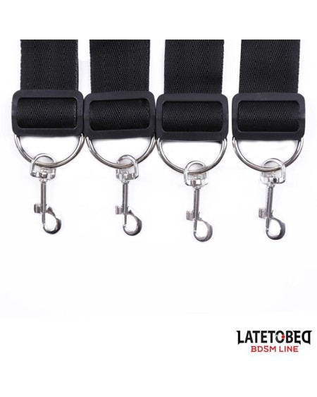 bed restraint set with adjustbable and desmontable cuffs