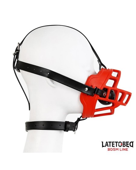 muzzle with breathable gag ball