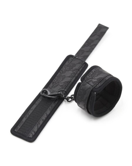 adjustable handcuffs