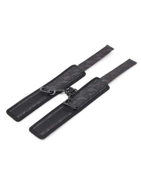 adjustable handcuffs