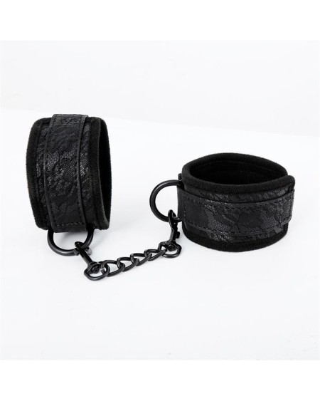 adjustable handcuffs
