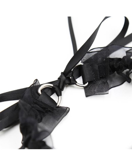 collar with bow, bell and lace