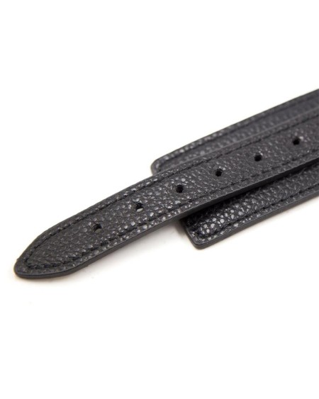 snake pattern collar with leash