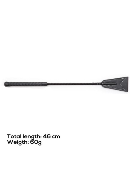 white lining riding crop