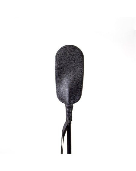 oval-shaped synthetic leather whip