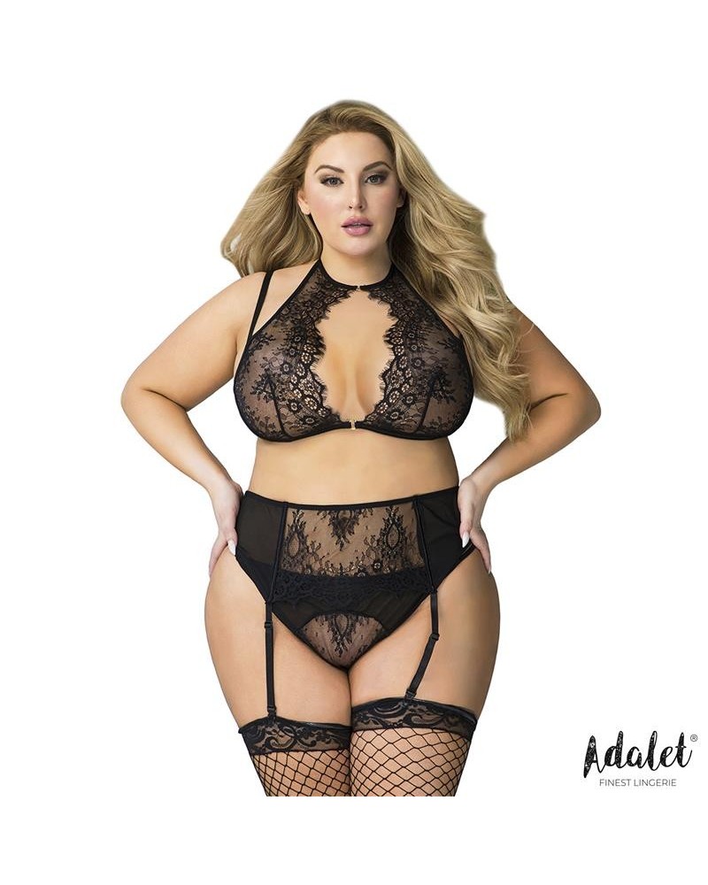 nisa set bra, garter belt, and thong size 44-46