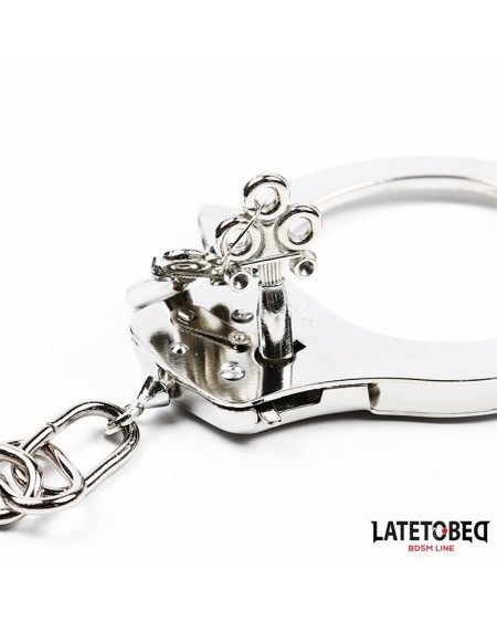 metal wrist cuffs 85g