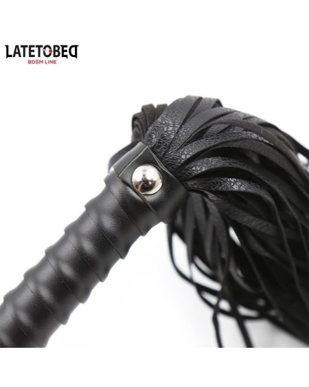 textured handle flogger noir 48.5cm
