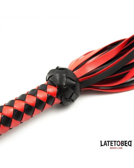 stripe barbed flogger red and noir