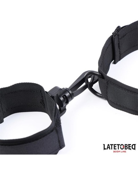 collar with wrist restraints nylon