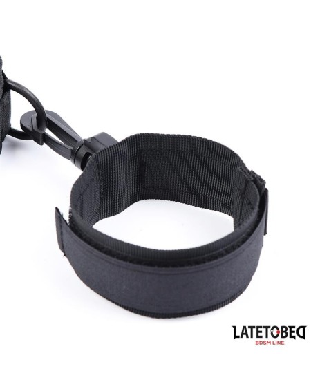collar with wrist restraints nylon