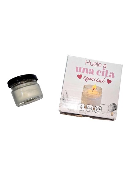 vainilla-scented massage candle