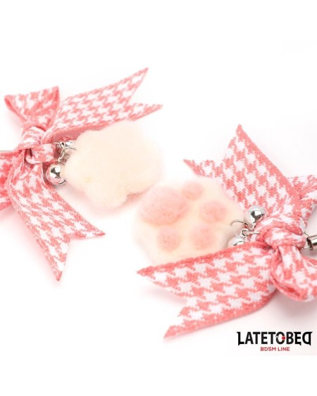 nipple clamps with kitty paw pompon