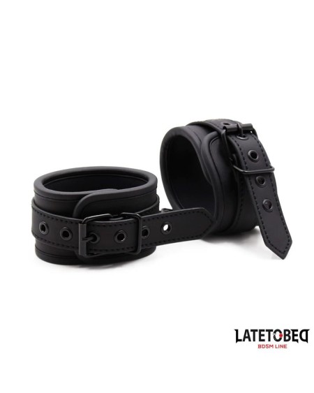 solid noir ankle cuff