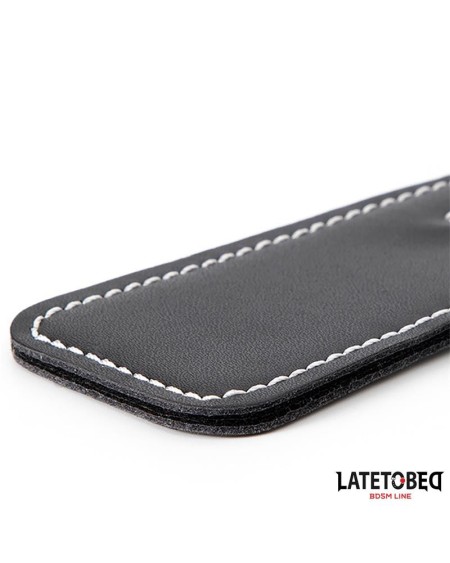 2-in-1 paddle with feather