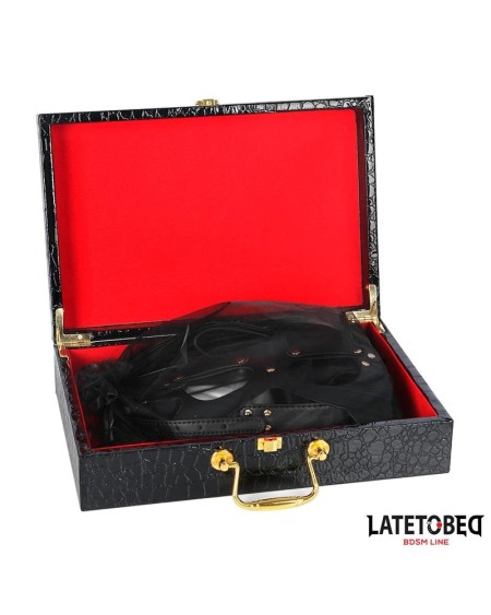 bondage kit 8 pcs with case