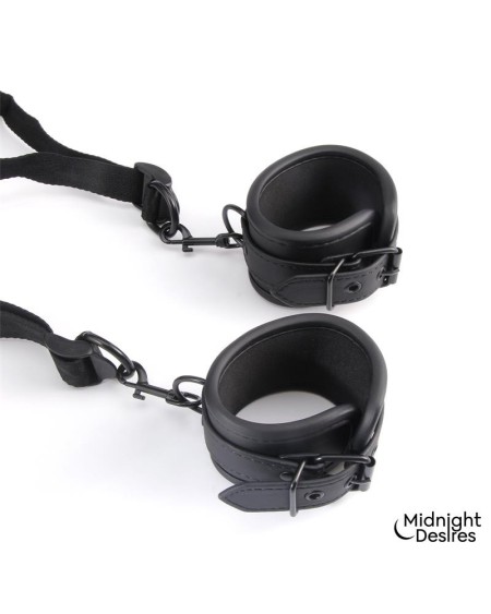 restraint set with neck pillow
